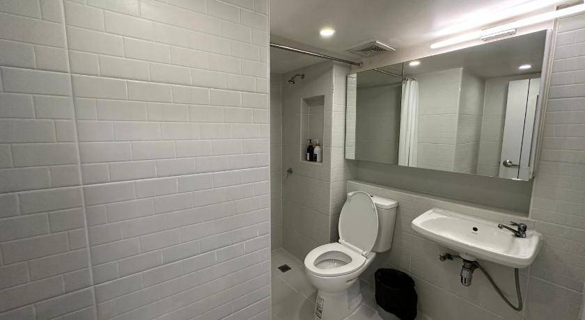 Photo of Bathroom in Si Yaek Maha Nak