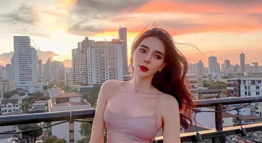 Photo of Human In Picture in Wattana