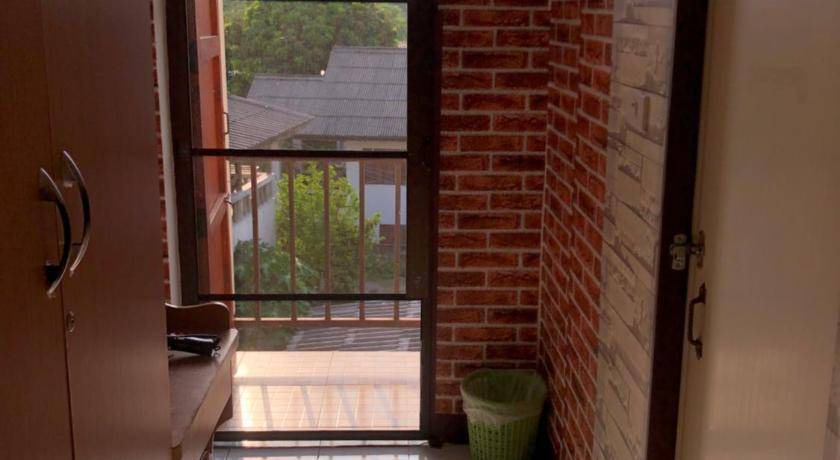 Photo of Patio Balcony in Chom Thong