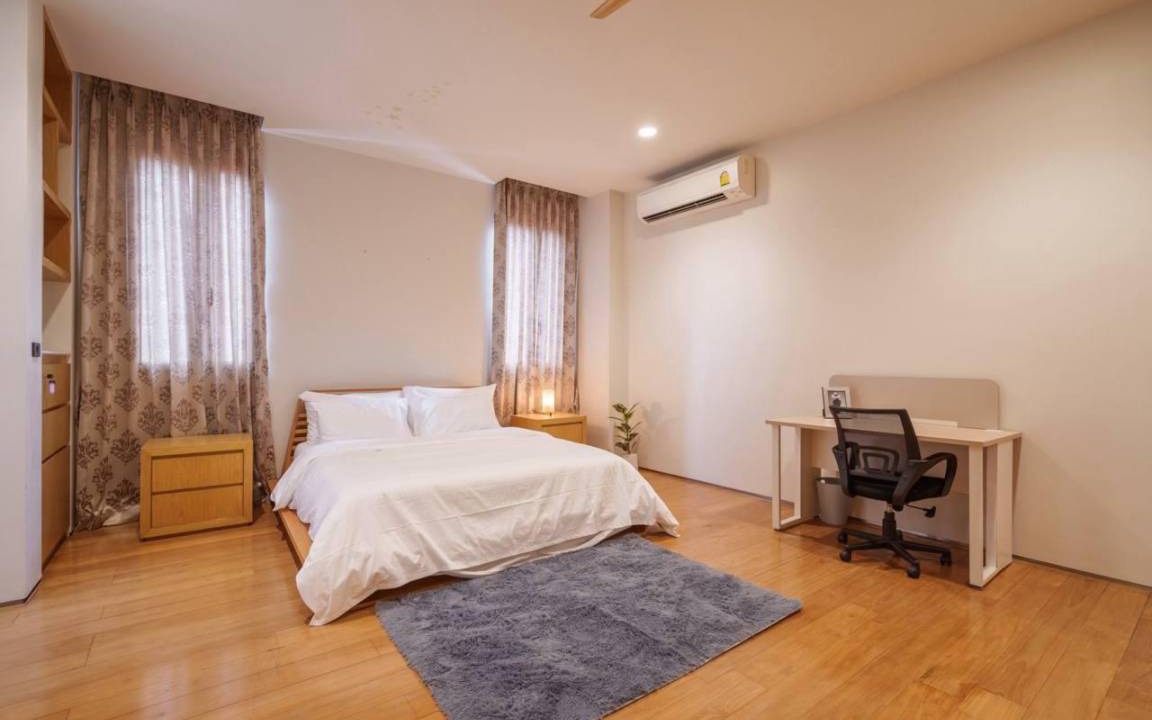 Photo of Bedroom in Ekkamai
