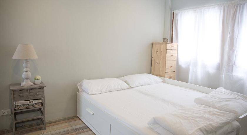 Photo of Bedroom in Bang Kao