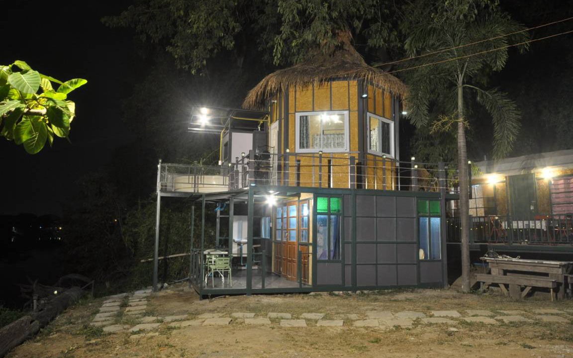 Photo of Buildings in Samphao Lom