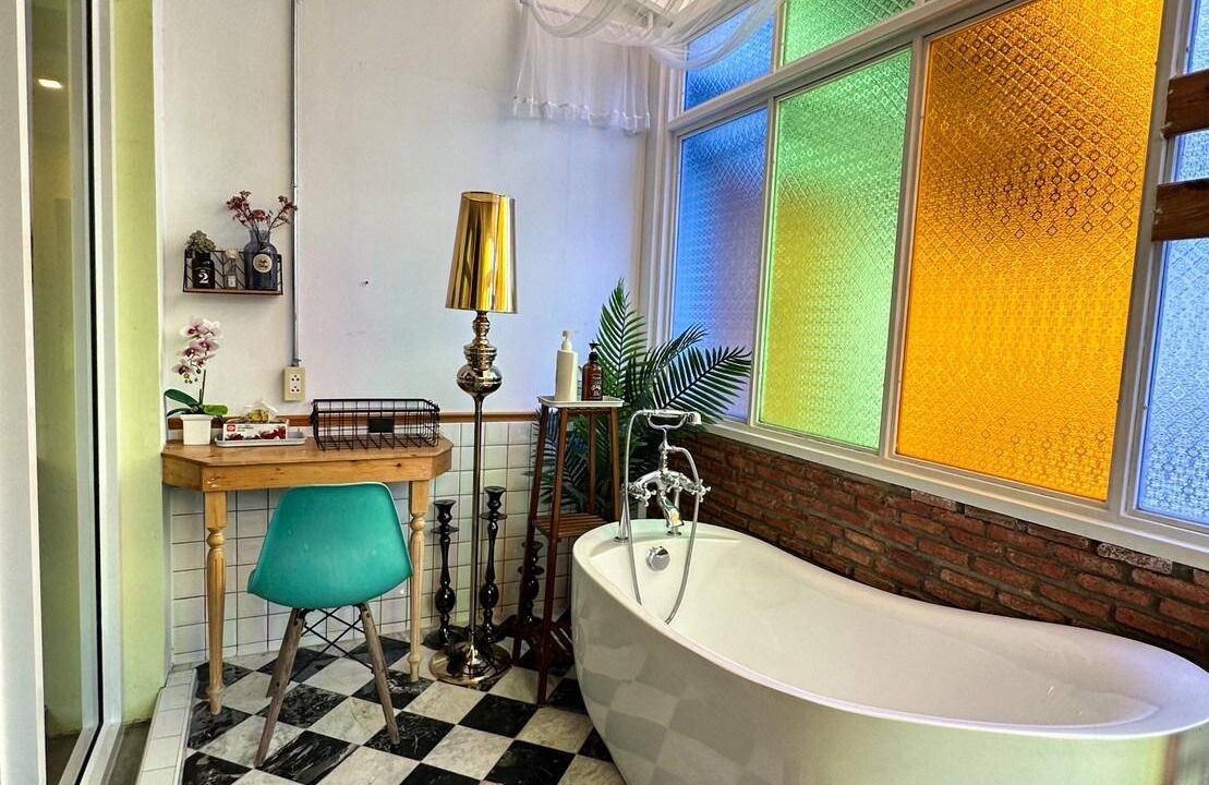 Photo of Bathroom in Khlong Tan Nuea