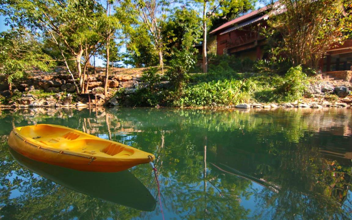 Photo of Others in Wat Bung Toei