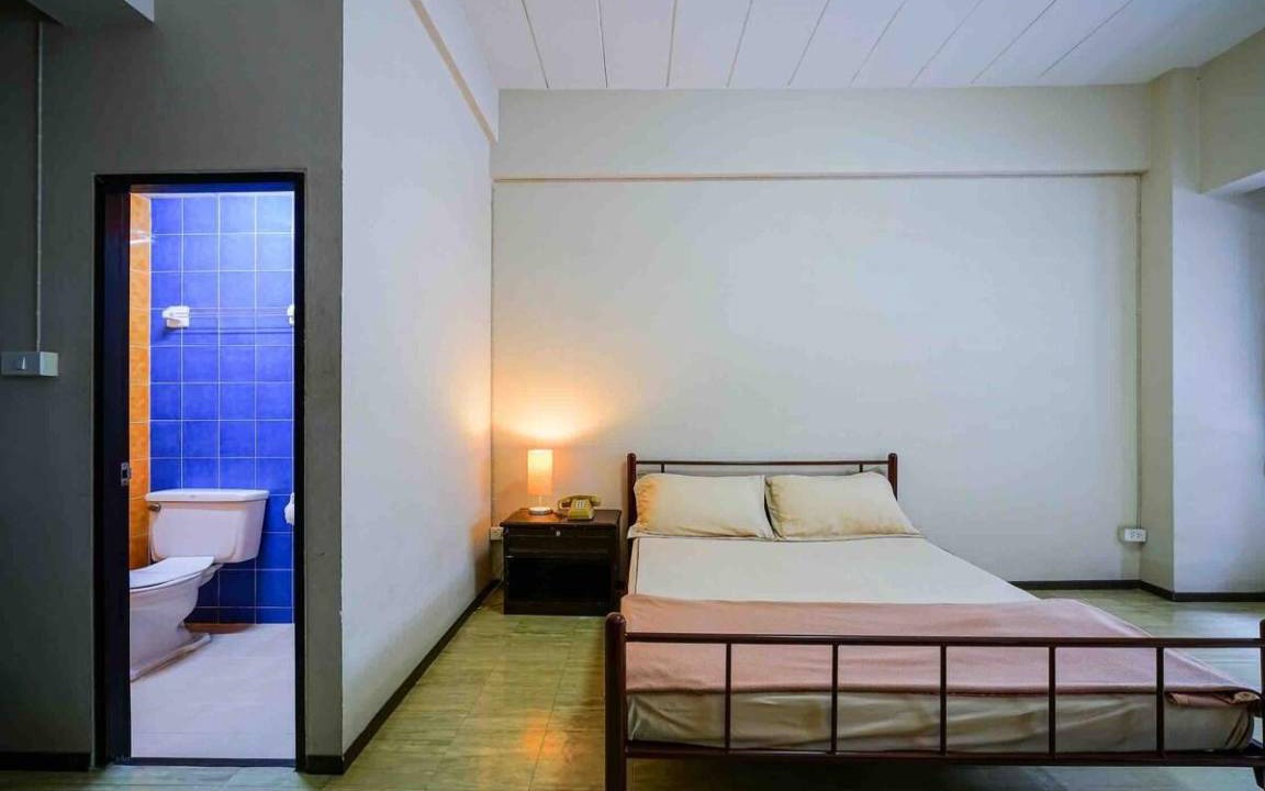 Photo of Bedroom in Khlong Tan Nuea