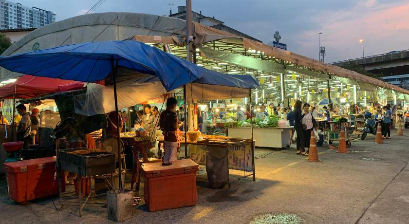Photo of Others in Bang Phlat