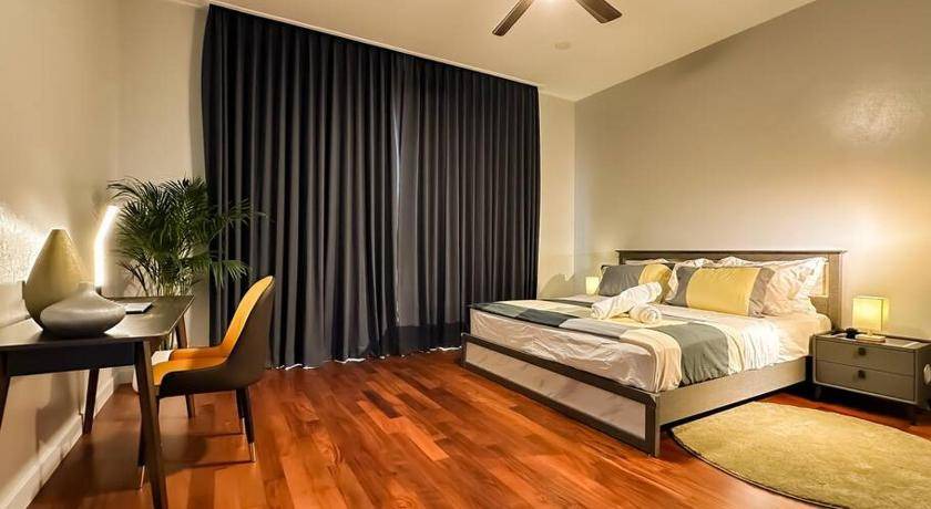 Photo of Bedroom in Khlong Tan Nuea