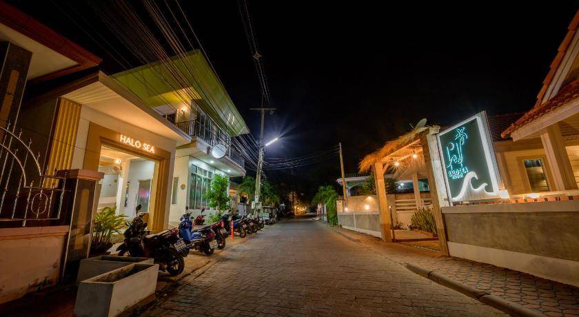 Photo of Others in Koh Lan