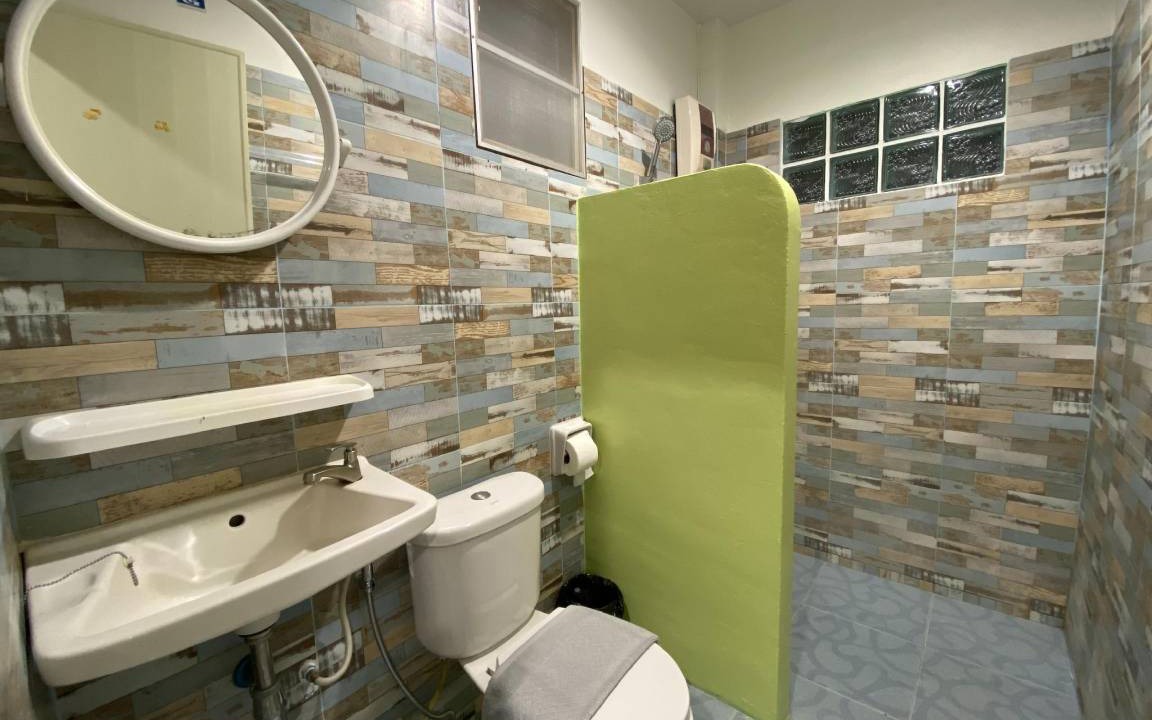 Photo of Bathroom in Bang Khonthi