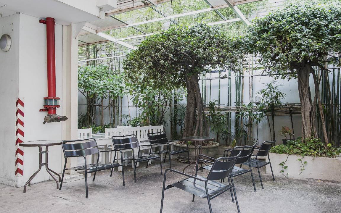 Photo of Patio Balcony in Yan Nawa
