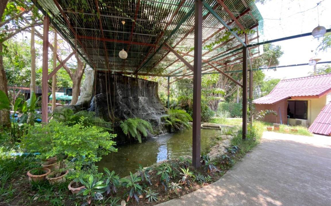 Photo of Others in Wat Bung Toei