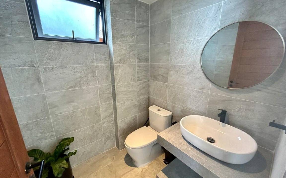 Photo of Bathroom in Ang Thong