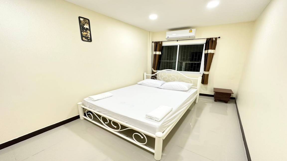 Photo of Bedroom in Chana Songkhram