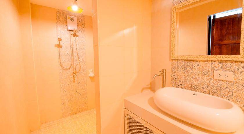 Photo of Bathroom in Wang Pong