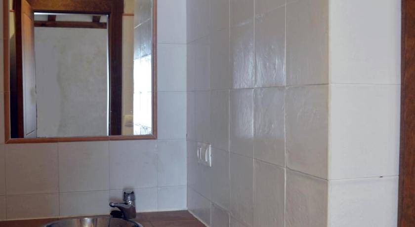 Photo of Bathroom in Hontanas
