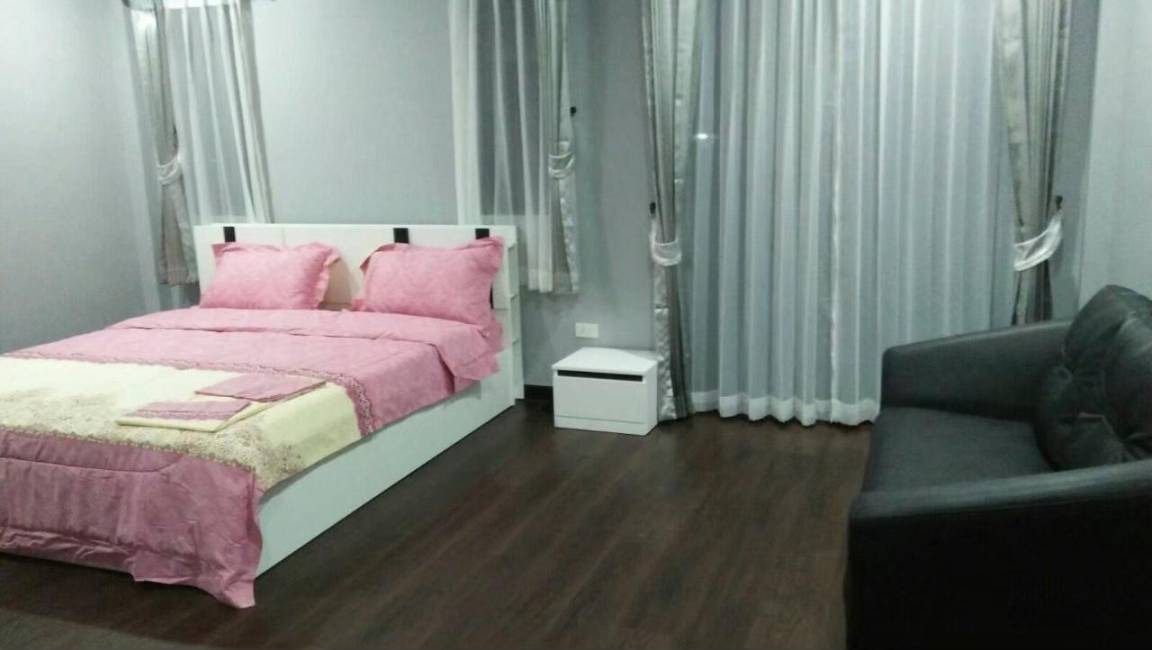 Photo of Bedroom in Sam Phraya