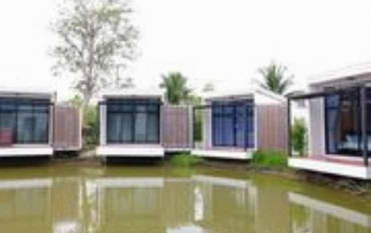 Photo of Buildings in Phang Khon