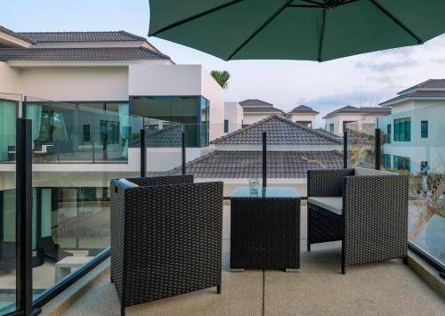 Photo of Patio Balcony in Na Kluea