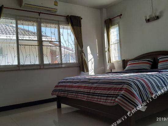 Photo of Bedroom in Pa Daet