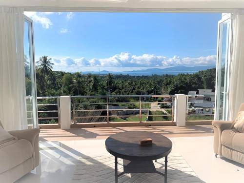 Photo of Patio Balcony in Haad Pleayleam