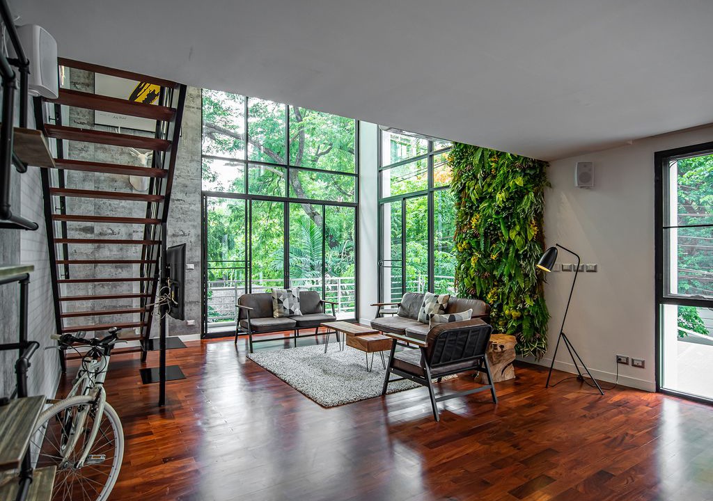Photo of Livingroom in Chidlom