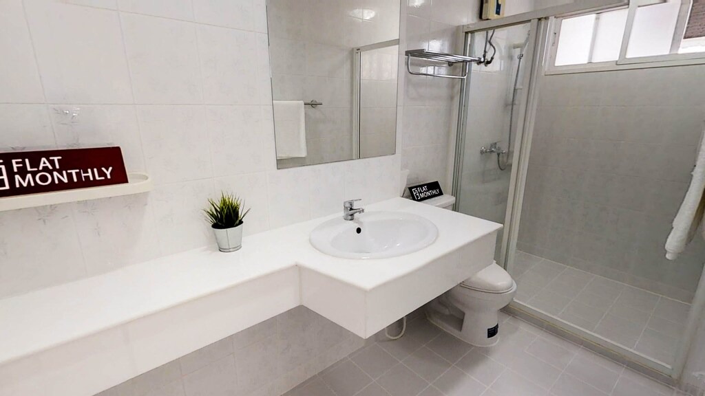 Photo of Bathroom in Ekkamai