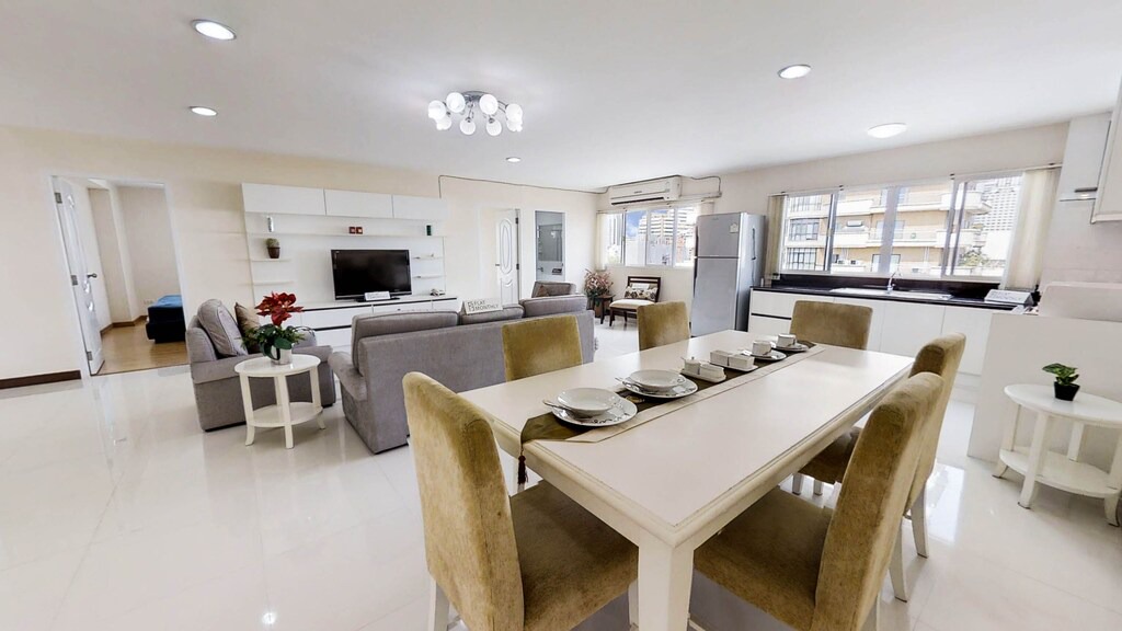 Photo of Livingroom in Ekkamai