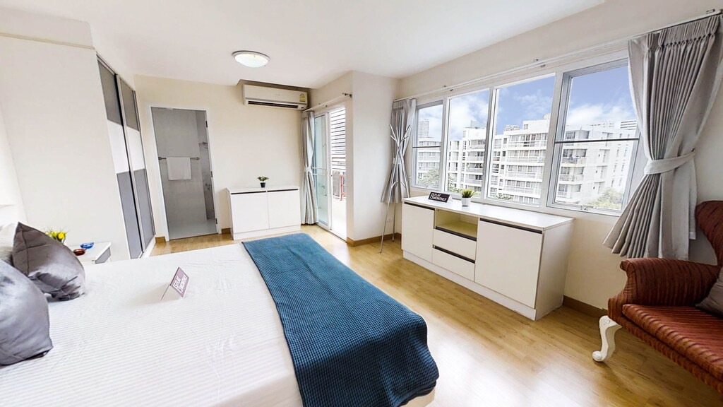 Photo of Bedroom in Ekkamai