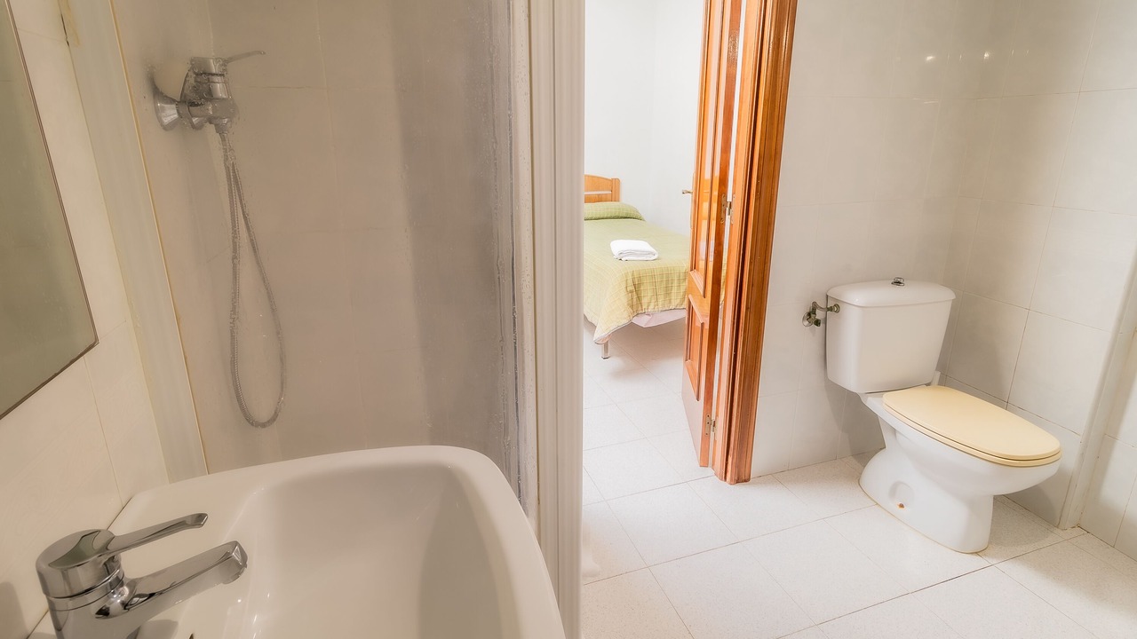 Photo of Bathroom in Villalonquejar