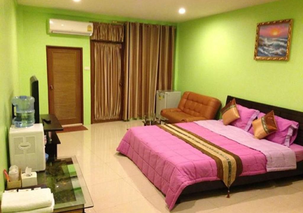 Photo of Bedroom in Khlong Toei