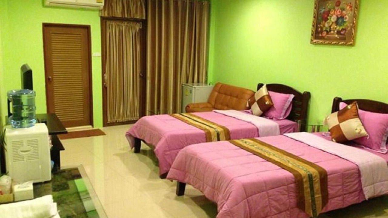 Photo of Bedroom in Khlong Toei