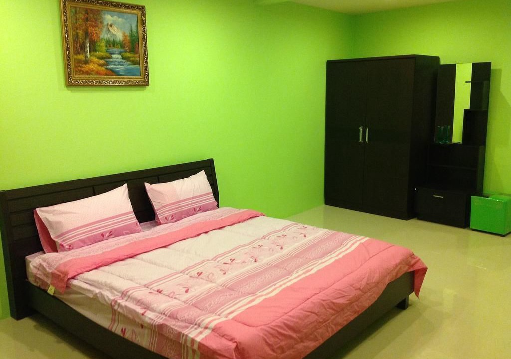 Photo of Bedroom in Khlong Toei