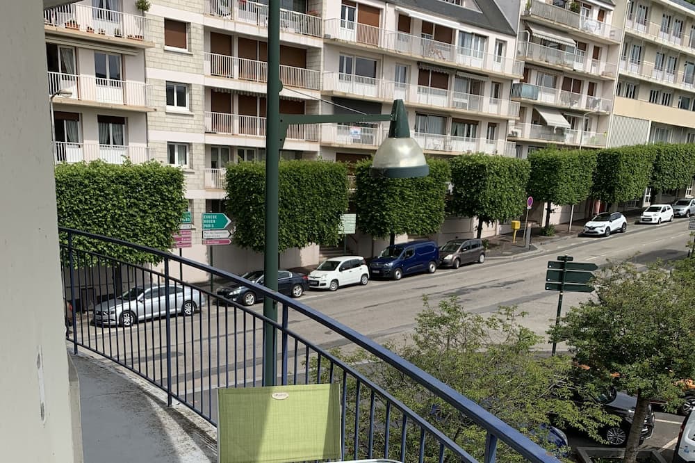 Photo of Patio Balcony in Lisieux