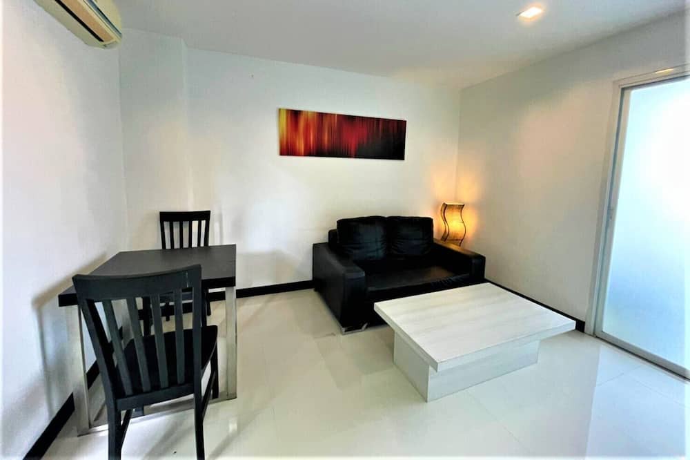 Photo of Livingroom in Kathu