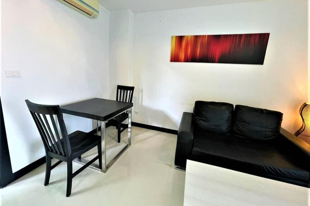 Photo of Livingroom in Kathu