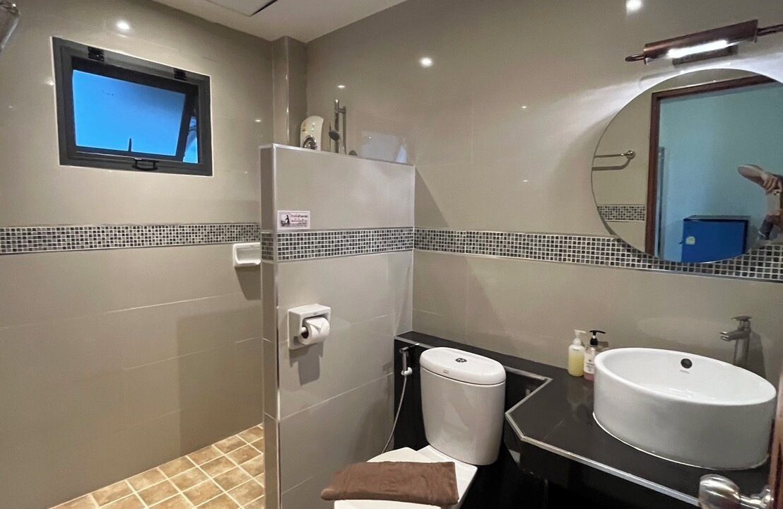 Photo of Bathroom in Sam Phran