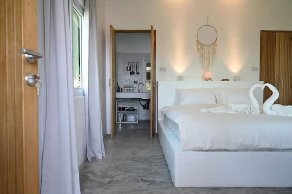 Photo of Bedroom in Haad Yao