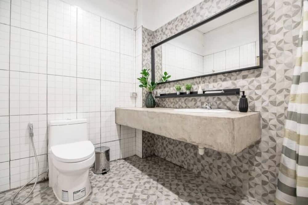 Photo of Bathroom in Khlong San