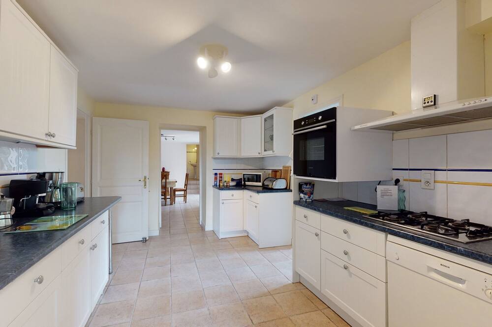 Photo of Kitchen in Beauteville
