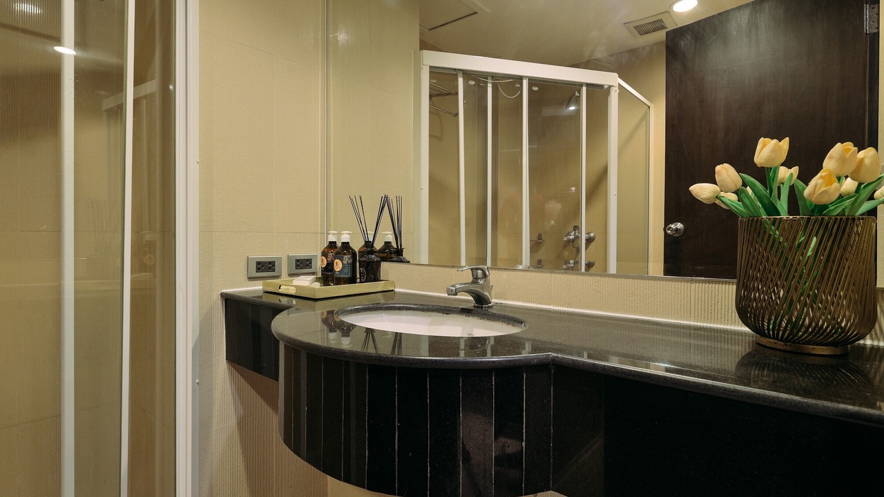 Photo of Bathroom in Pratunam