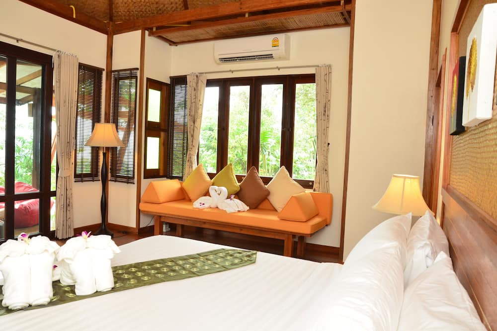 Photo of Bedroom in Ban Thalane
