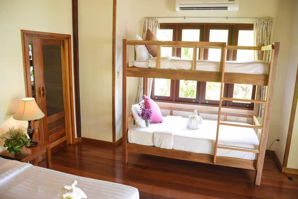Photo of Bedroom in Ban Thalane