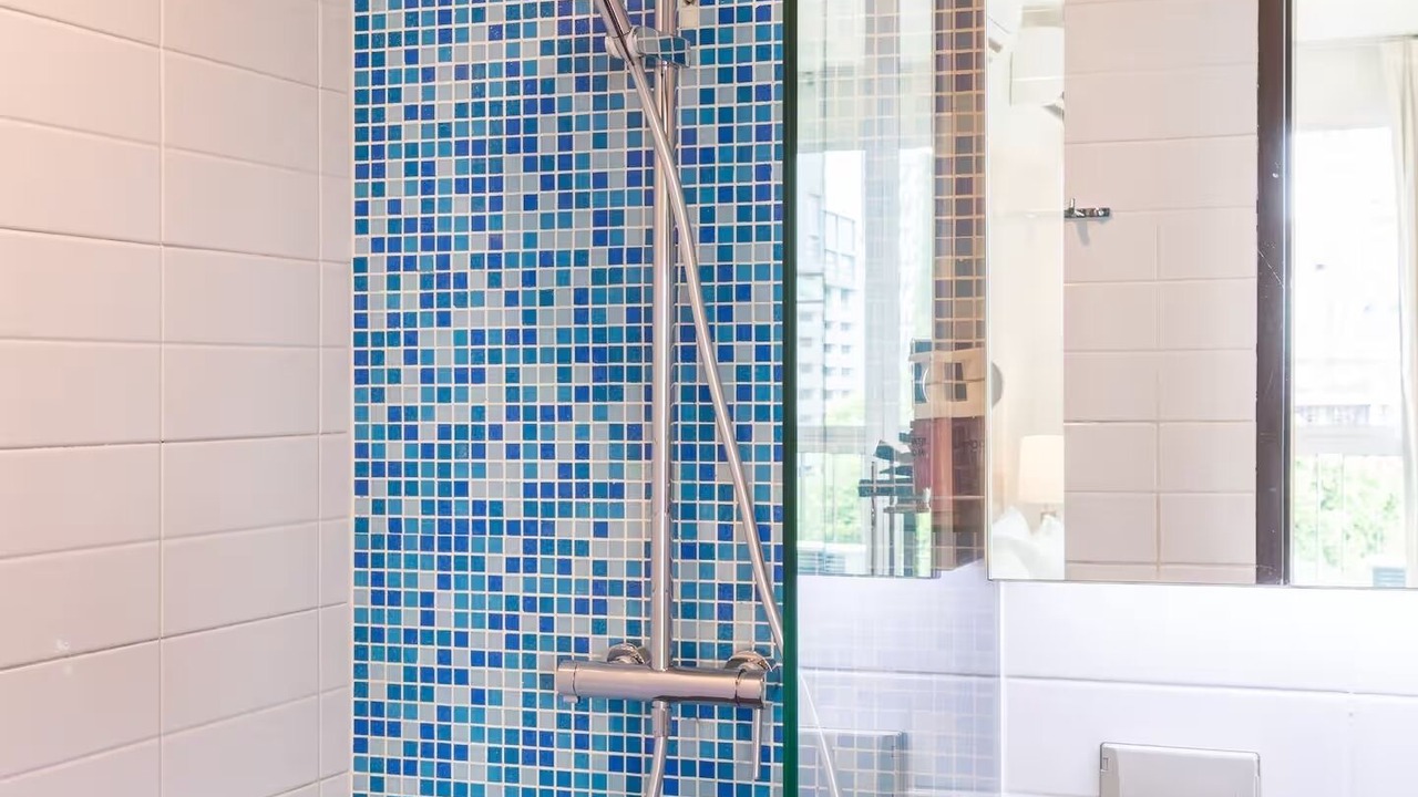 Photo of Bathroom in Samsen Nai