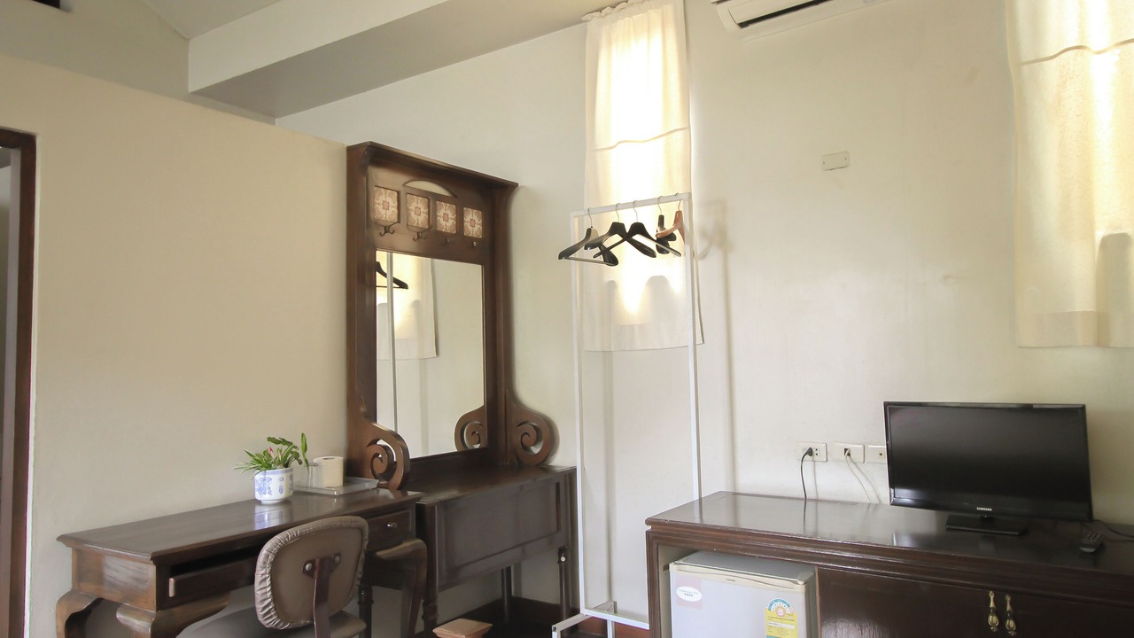 Photo of Bedroom in Phra Nakhon