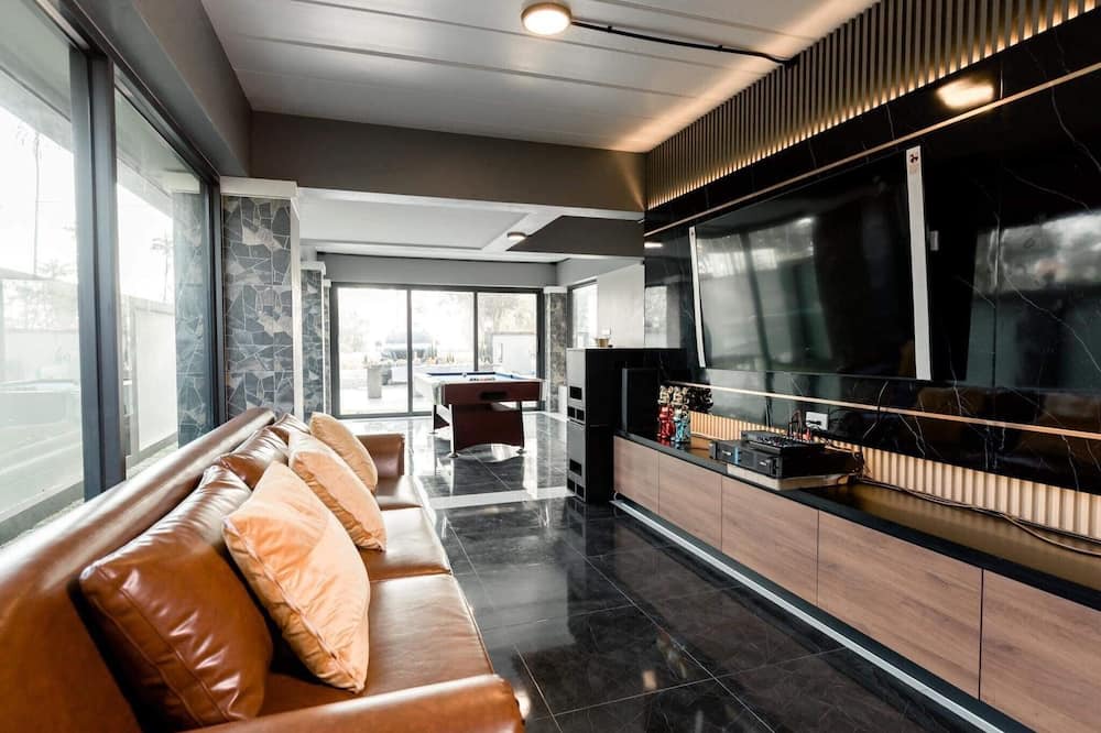 Photo of Livingroom in Sichon