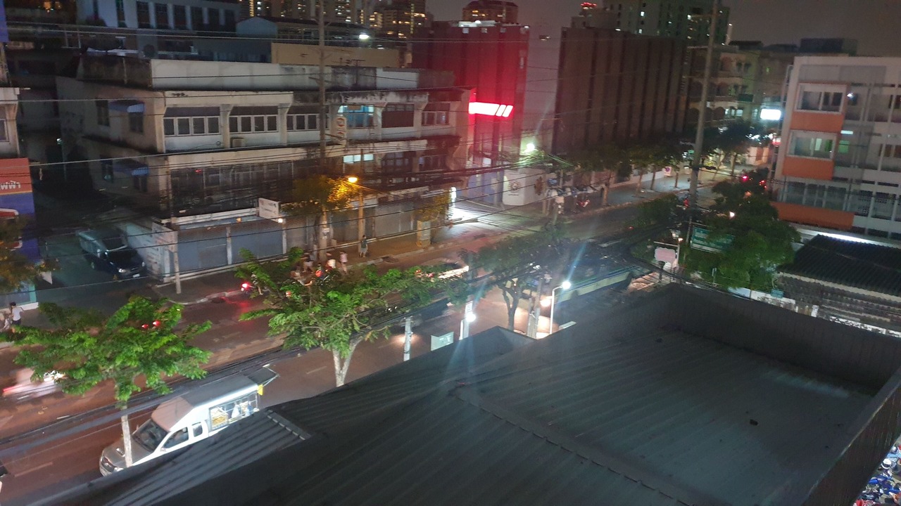 Photo of Patio Balcony in Phra Khanong Nuea