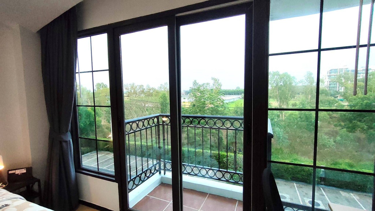 Photo of Patio Balcony in Na Chom Thian