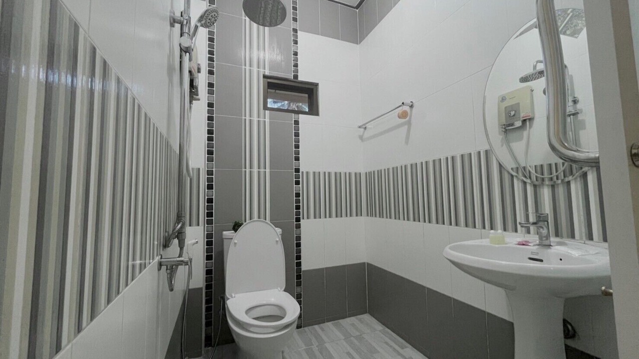 Photo of Bathroom in Saphli
