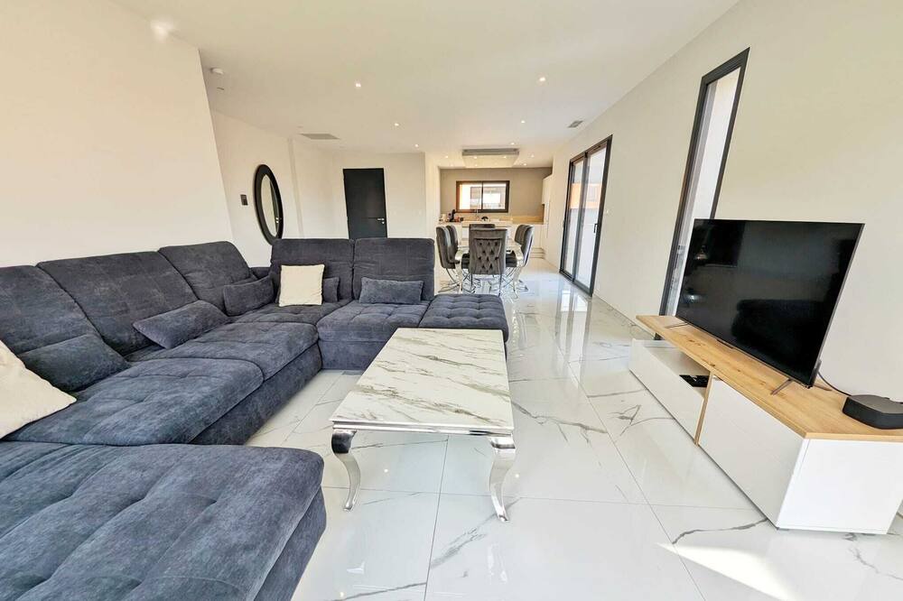 Photo of Livingroom in Saint-Jean-Lasseille