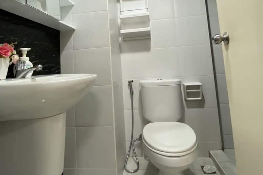 Photo of Bathroom in Phra Khanong